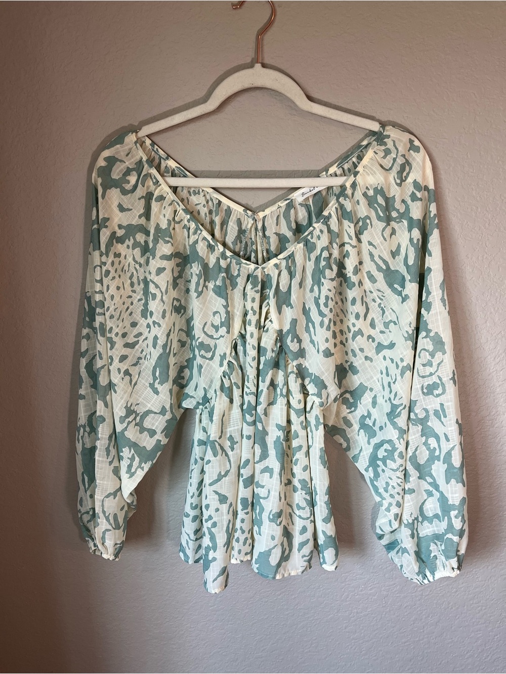 Bucket List Sage Animal Print Peplum Blouse Small Boho Balloon Sleeve - Size S